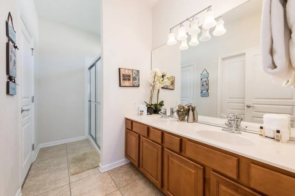 Vhc Whh5 2518 5 Bedroom Home