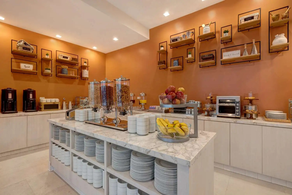 Hilton Garden Inn Anaheim Resort