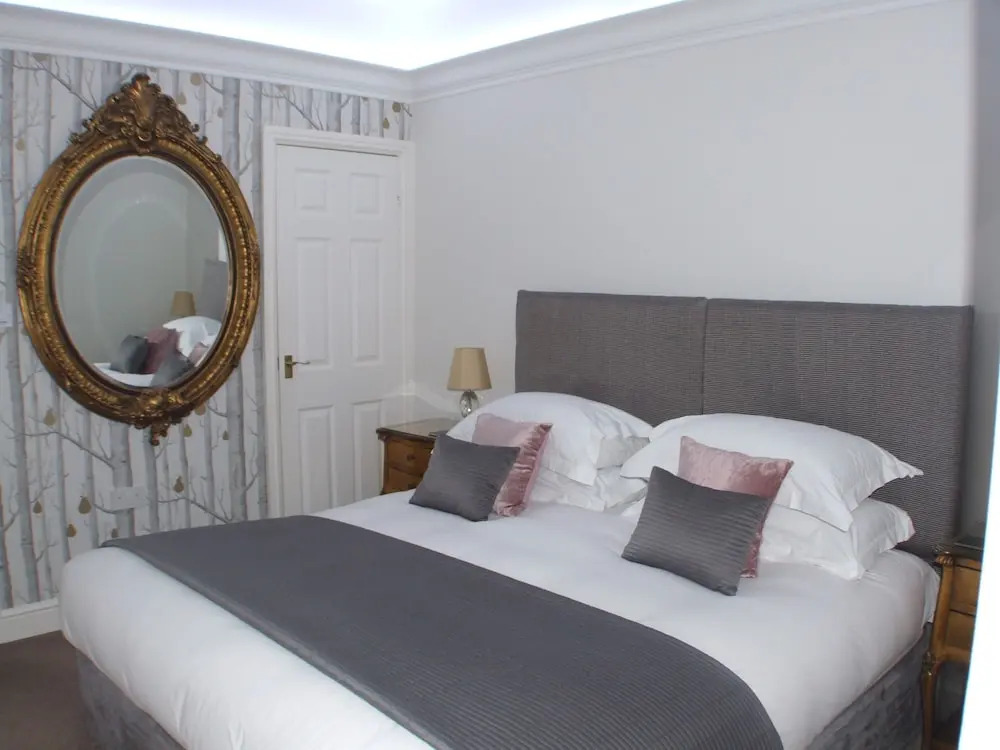Tides Reach Guest House