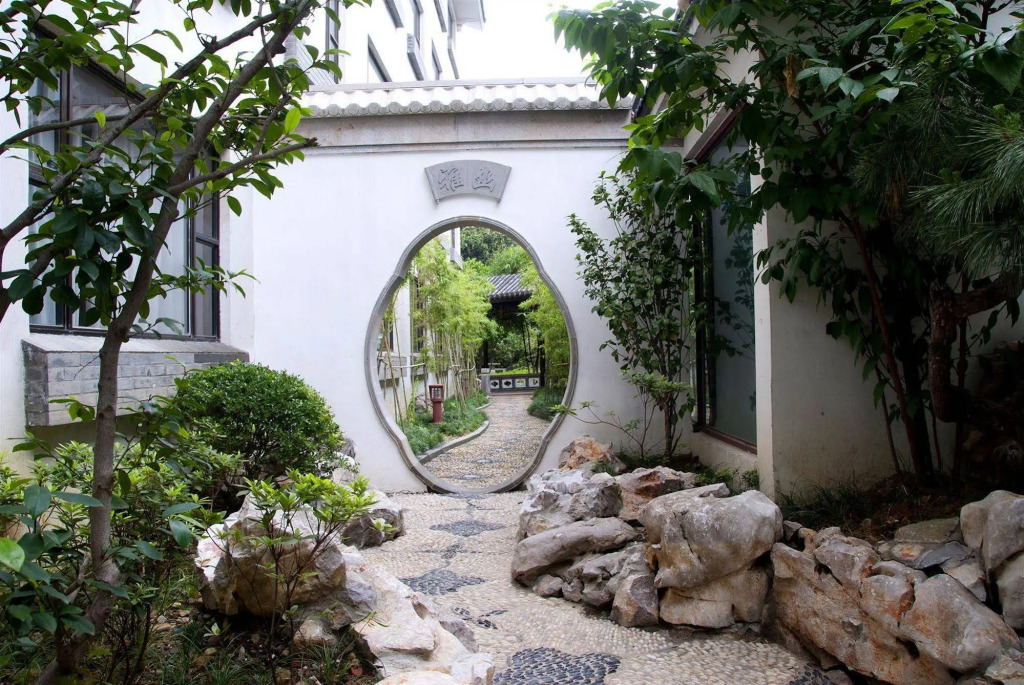 Garden Hotel