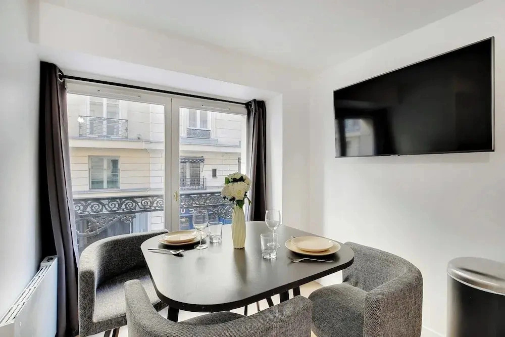 Appartement in the Heart of Paris Opera