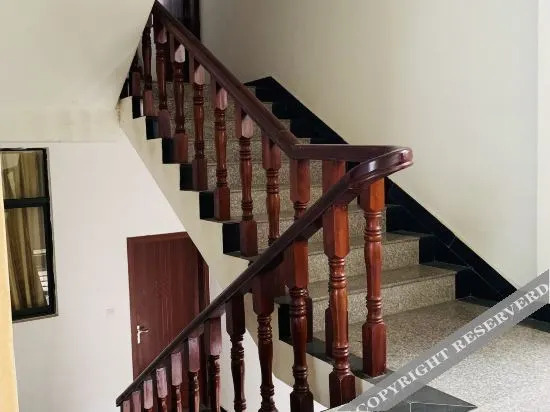 Tengchong Liren Hotel
