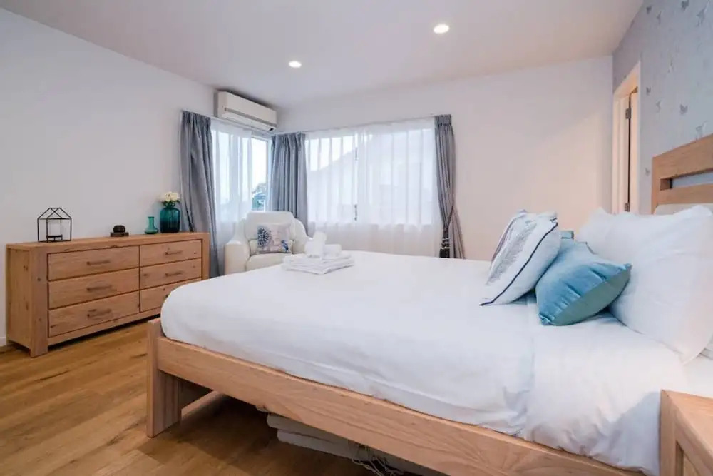 Windsor Park Spacious & Modern 3 bedrooms House