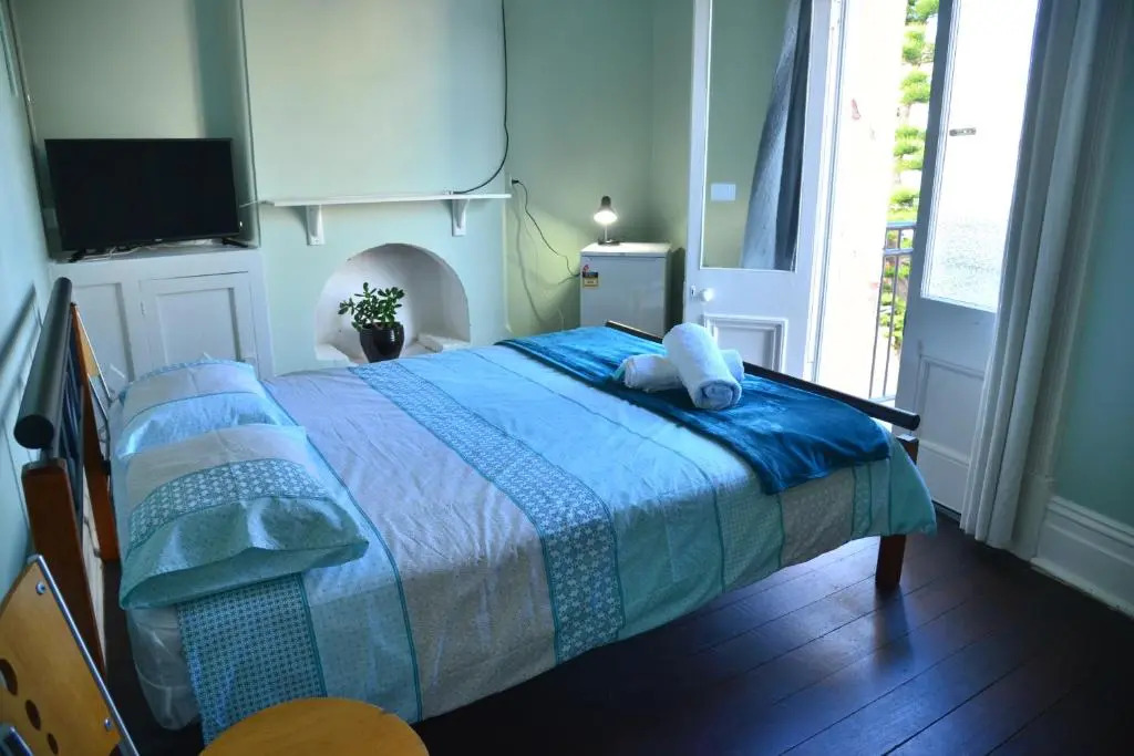 Geraldton Shoreline Lodge