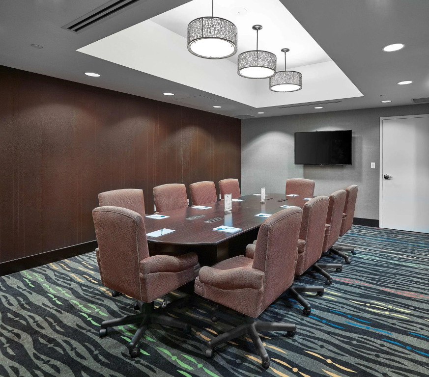Homewood Suites Calgary Airport