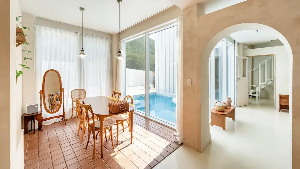 Laetari Pension, Gyeongju