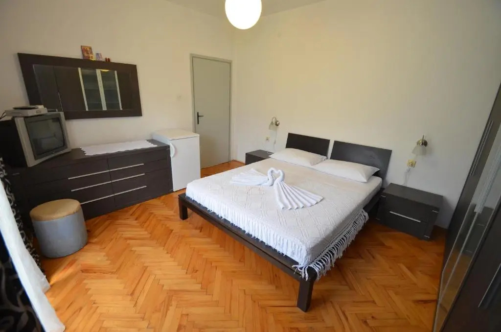 Apartments Ivetić