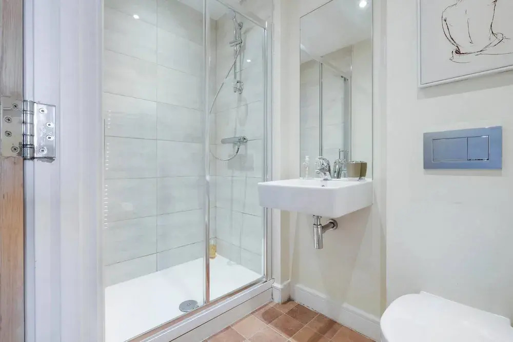 Alder House Serviced Apt. Maidenhead
