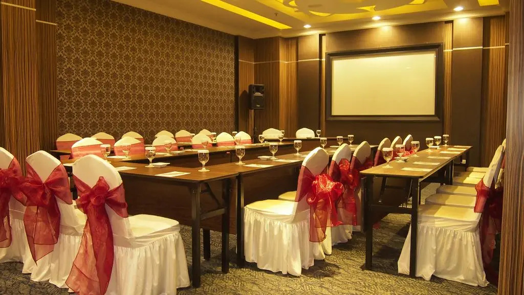 Sapphire Sky Hotel & Conference