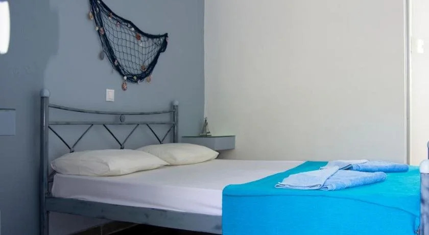 Antomar Apartments and Studios