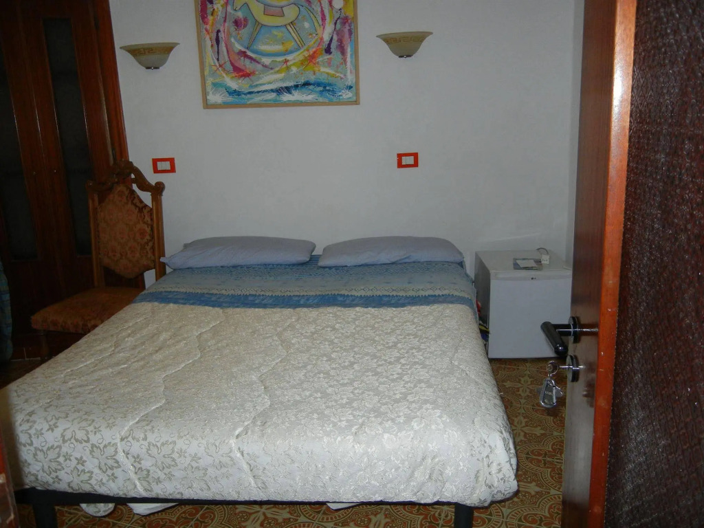 Rina Rooms