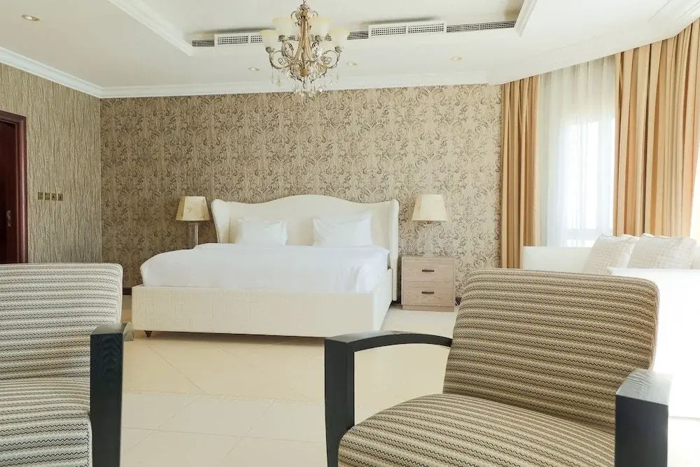 Frond D, Beachfront Villa, Palm Jumeirah - Mint Stay Homes