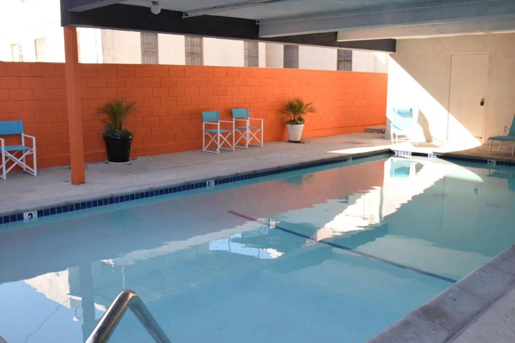 Hollywood Home