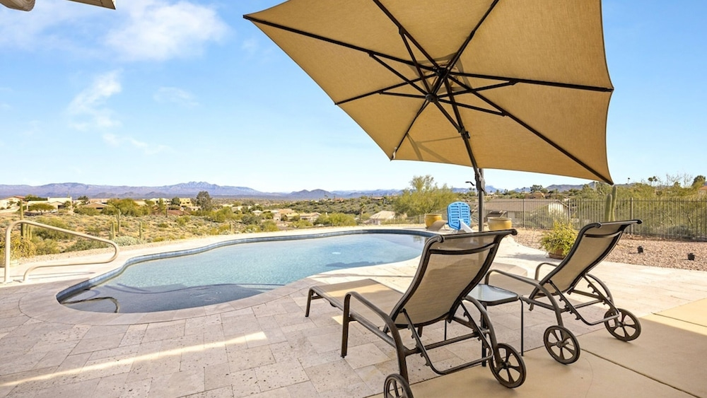 Fountain Hiils 4 Bdrm W/breathtaking Views & Pool!