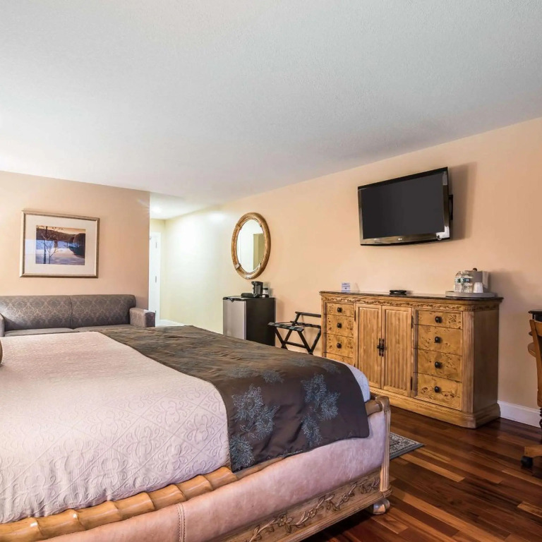 Riverside Hotel, an Ascend Collection Hotel