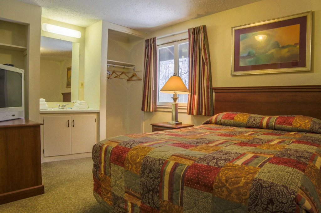 The Upper Pass Lodge