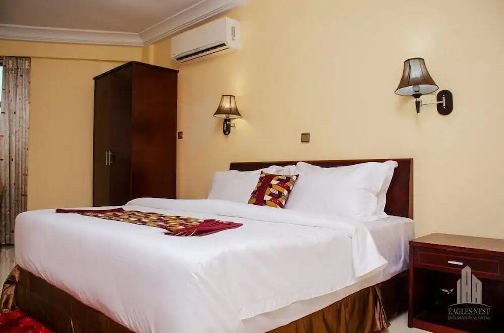 Eagles Nest In. Hotel
