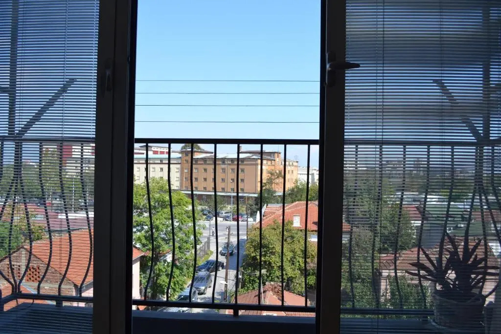 Luxury Apartment Near City Center