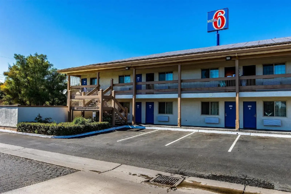 Motel 6-Anderson, CA - Redding Airport