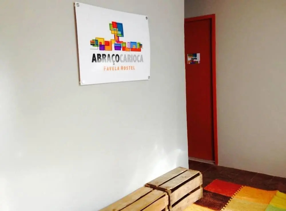 Abraço Carioca Favela Hostel