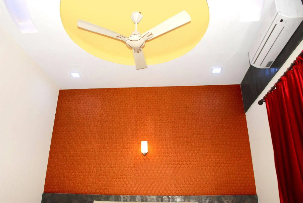 Hotel Adore Inn