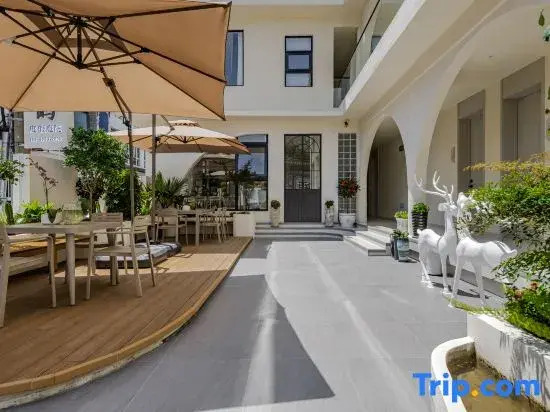 Yifeng Qiyu Resort Yard (South Gate Store of Dali Old City)