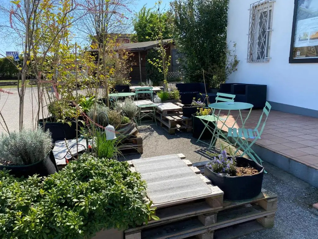 Balabuska Rooms & Garden