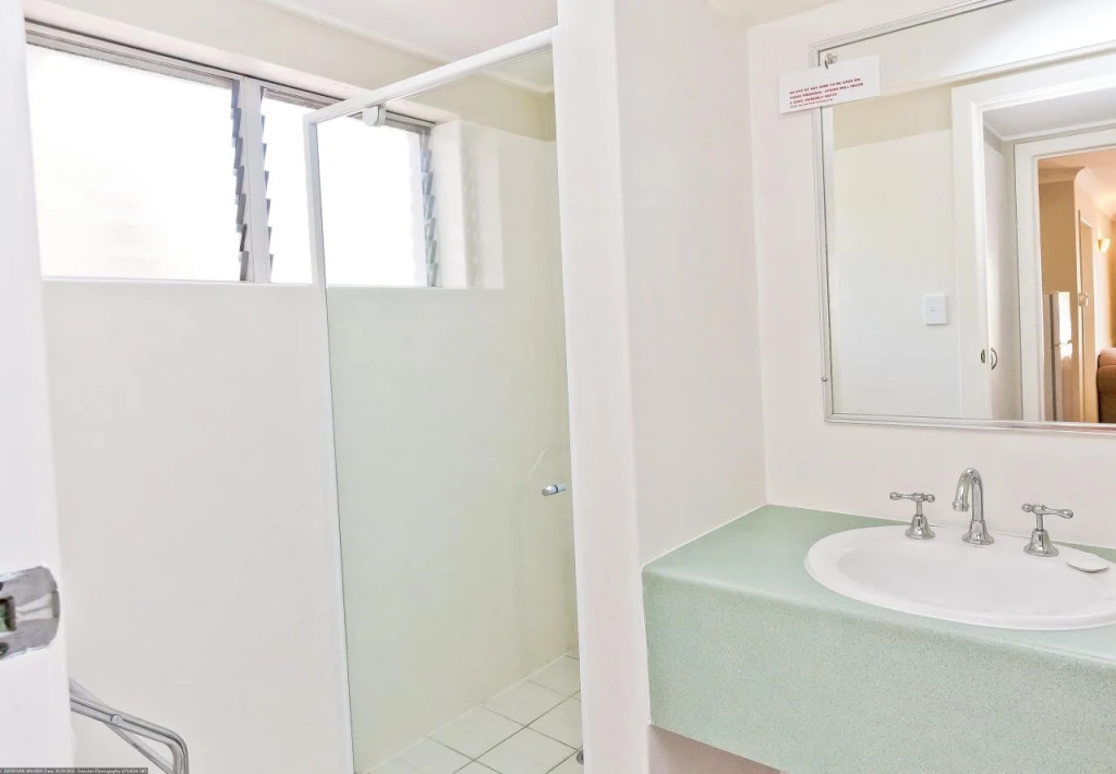 Silver Sands Apartments