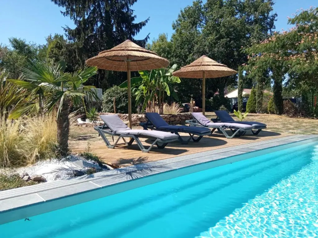 Le Mas des Vignes Chambres d hôtes et Suite en Vendée piscine chauffée