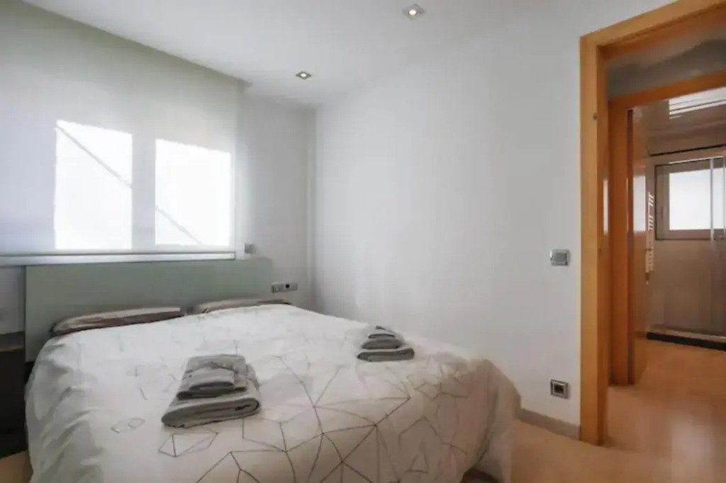 Apartamento Castelldefels Playa con Piscina y Parking