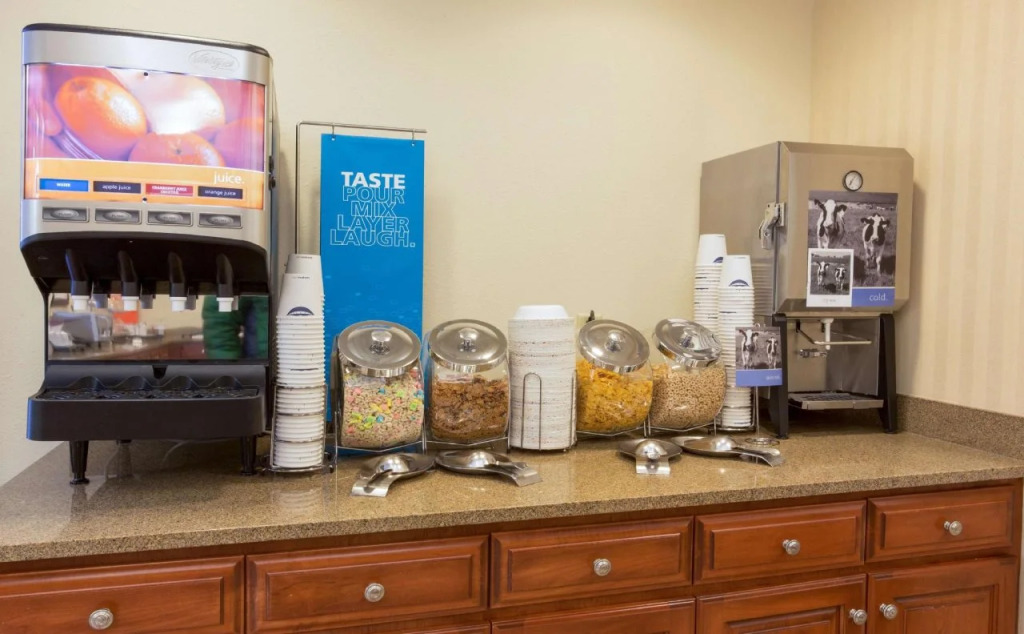 Wingate by Wyndham St Louis Airport