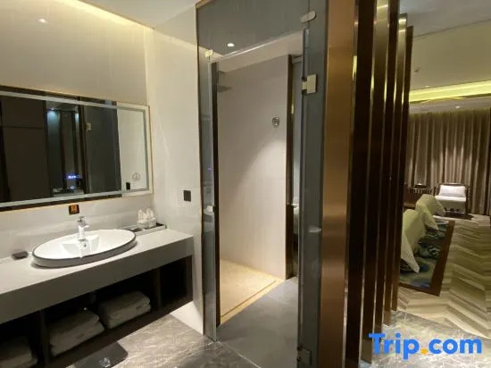 Zhongying International Hotel