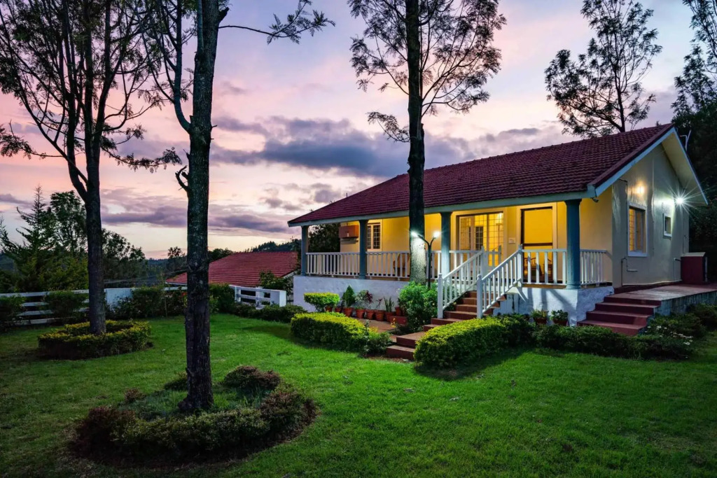 StayVista at Casa Pinnacle - Pet Friendly Home with Lawn