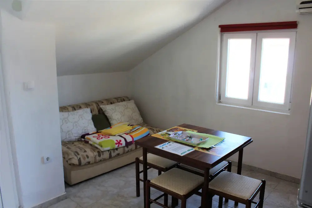 Apartments Odzic