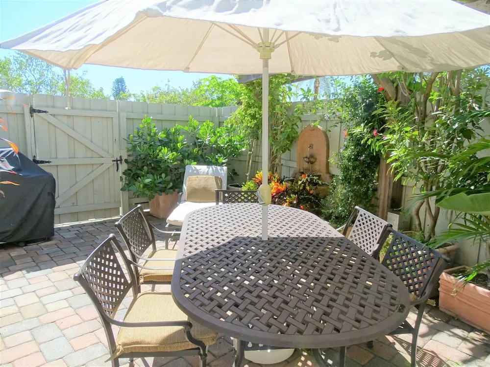 357 Tierra Mar Lane - Village Place 3 Bedrooms 2.5 Bathrooms Home