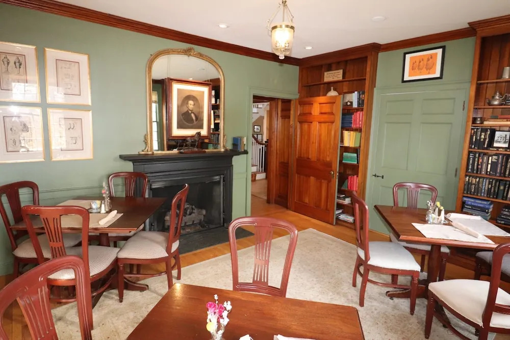 Swift House Inn