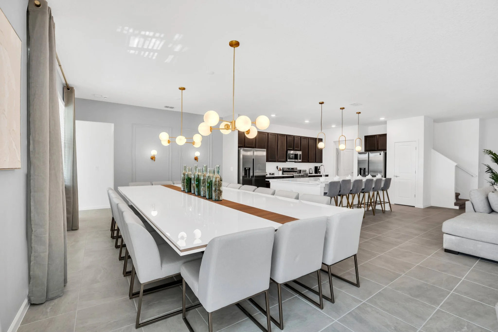 2505SHANTI, Kissimmee, US