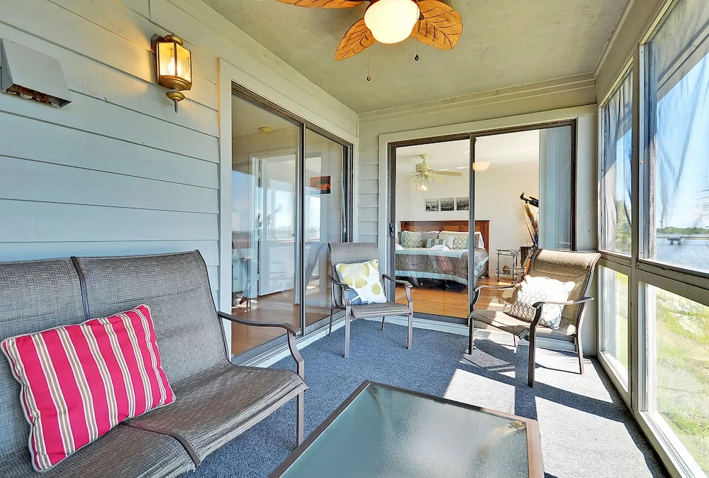 26 W Mariners Cay Drive Condo 3 Bedrooms 2 Bathrooms Condo