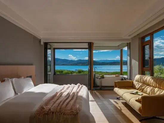 Golden Seashell Lake scenic beauty Hostel