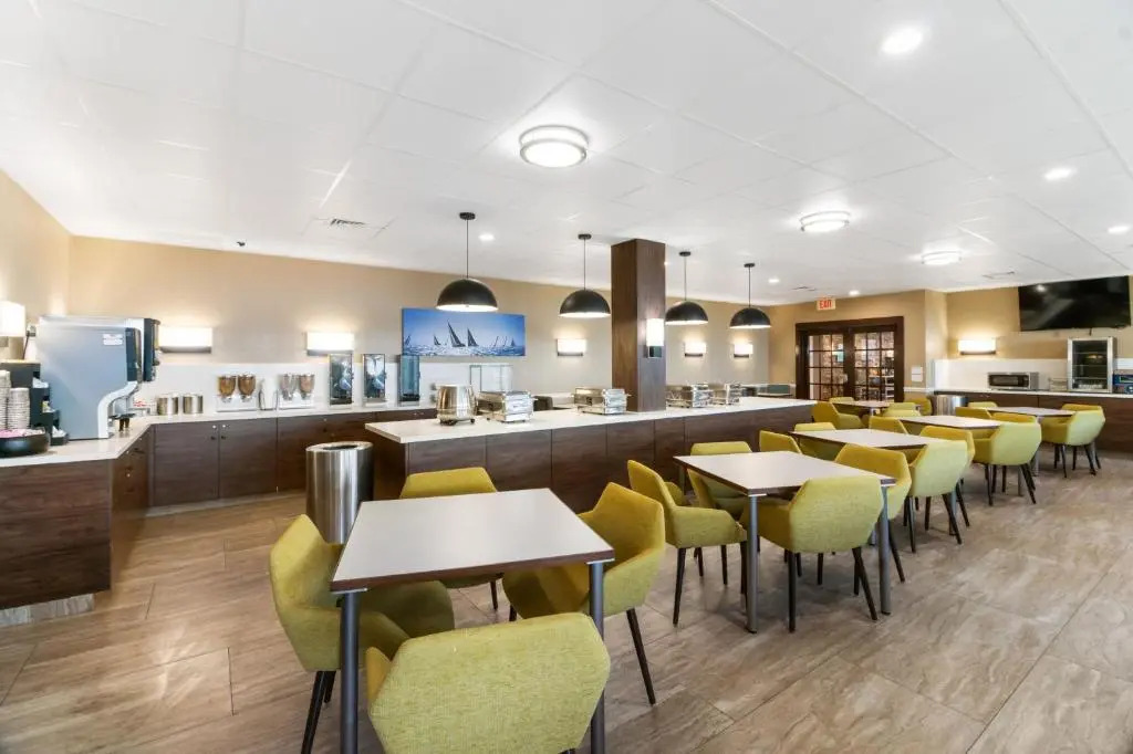 Beachfront Palms Resort Galveston, an Ascend Collection Hotel