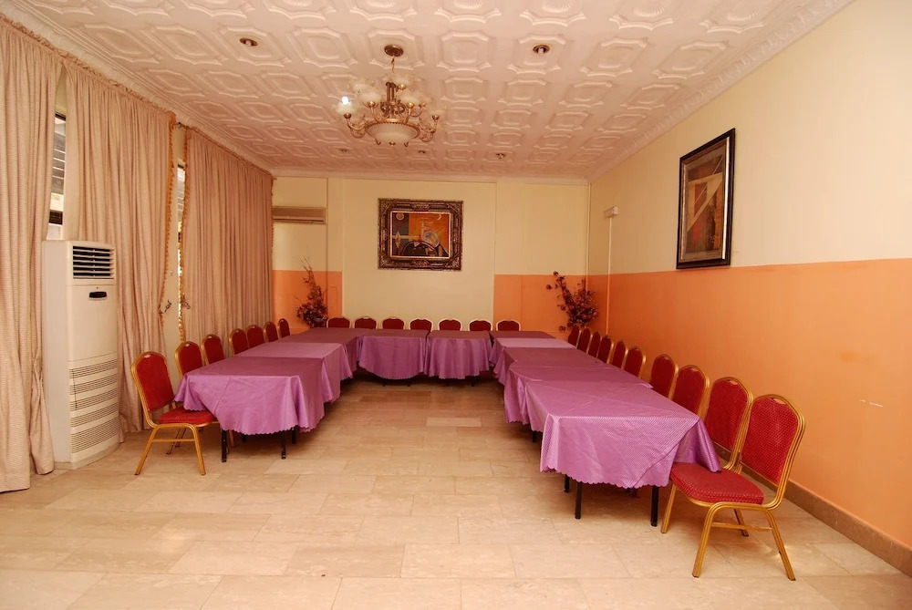 Kebbi Hotel
