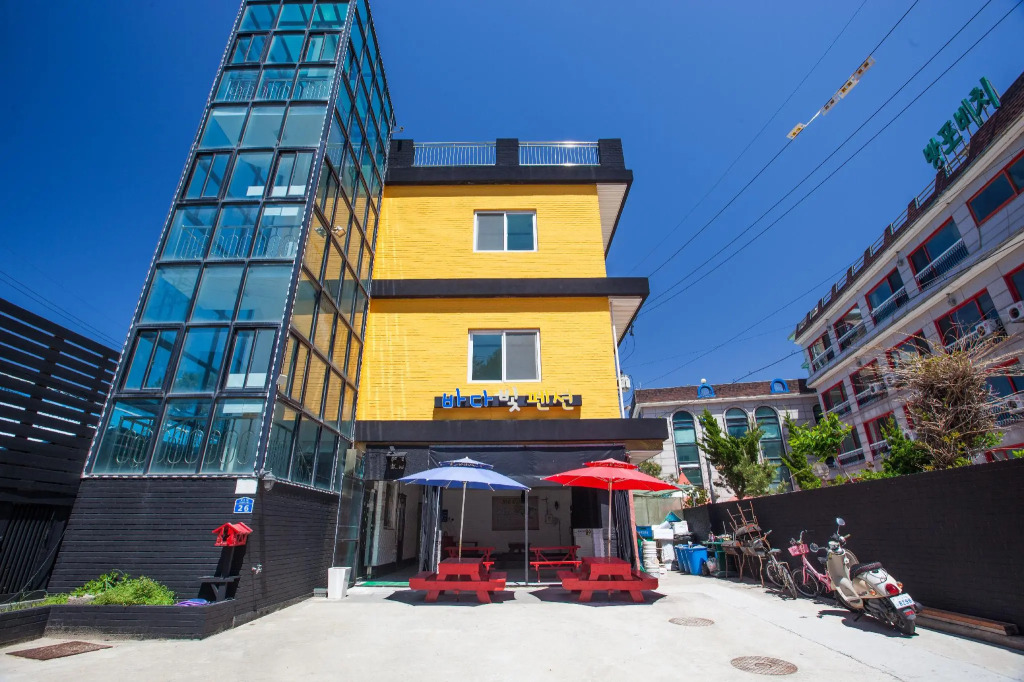 Taean badabit pension