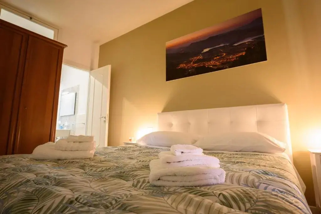 GUEST HOUSE PIANA DEGLI ALBANESI