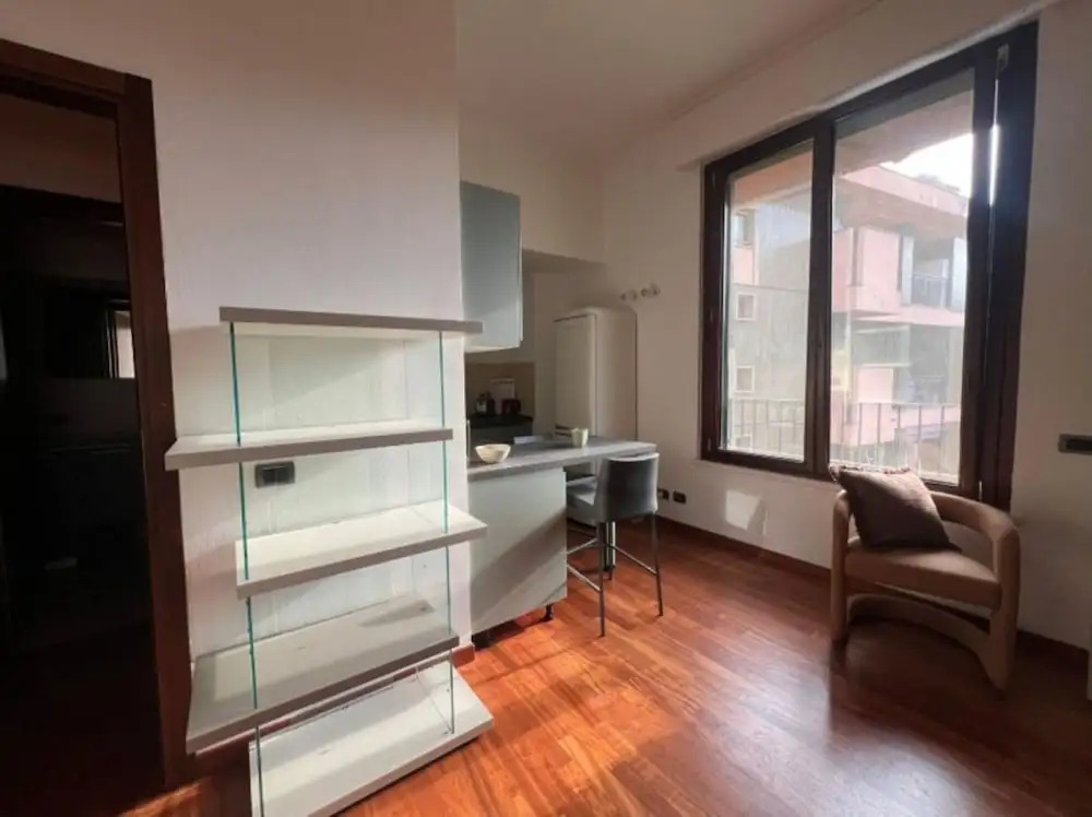 Garibaldi - Bright Cozy 1 BR in the Heart of Brera