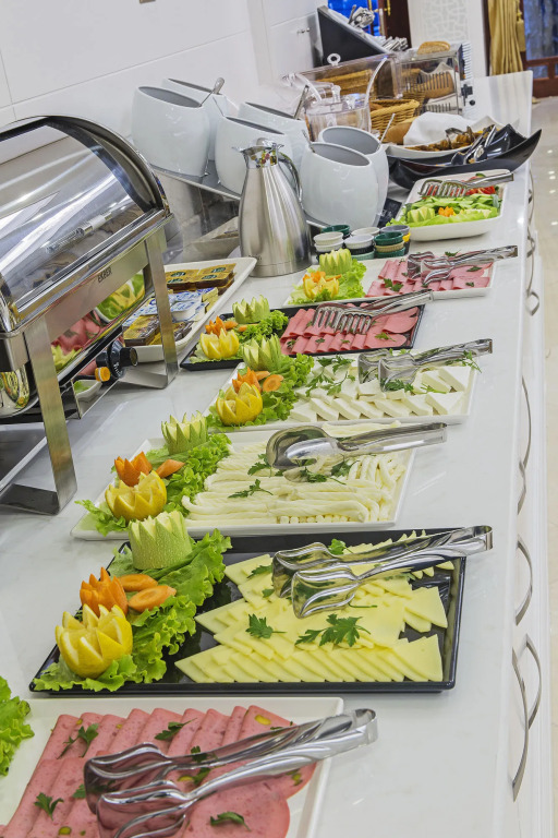 Grand Naki Hotel