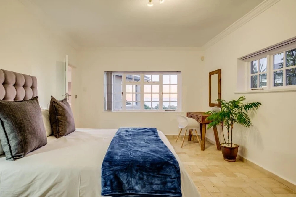 Coral House in Camps Bay