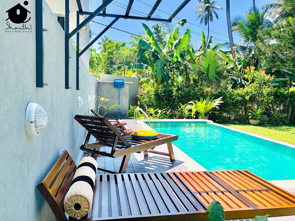 Shanthi Homestay