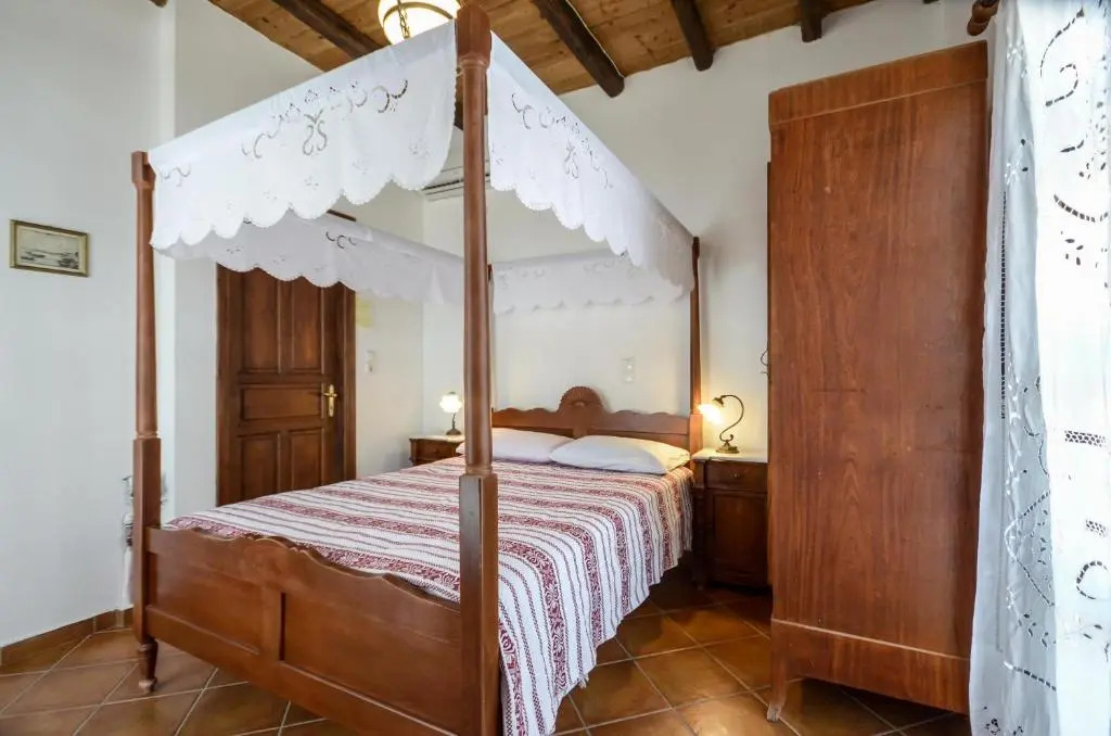 Naxos Filoxenia Hotel