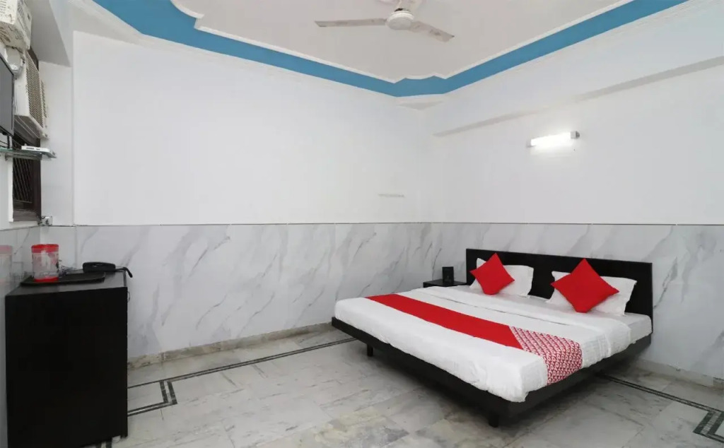 Tribhuvan Palace by OYO Rooms