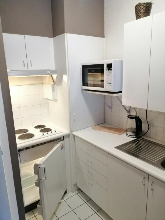 Value stay in apartment 100m from beach promenade